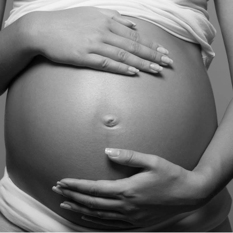 pregnant-6rfi7n5Z